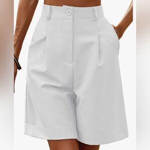 White Bermuda Shorts with Tailored Wide-Leg Design and high waist size XXXL
